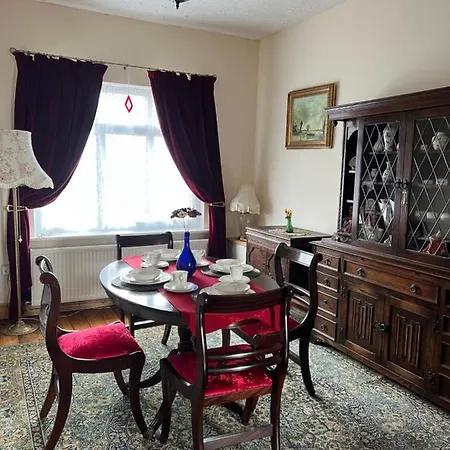 Highland View, Town House With The Sea View 度假居