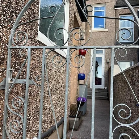 Highland View, Town House With The Sea View 度假居