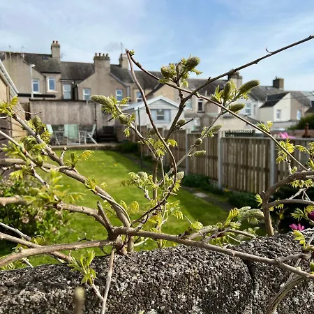 Tatil Evi Highland View, Town House With The Sea View Whitehaven
