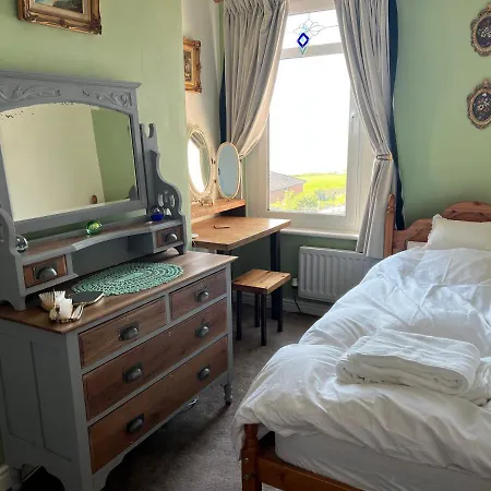 度假居 Highland View, Town House With The Sea View 怀特黑