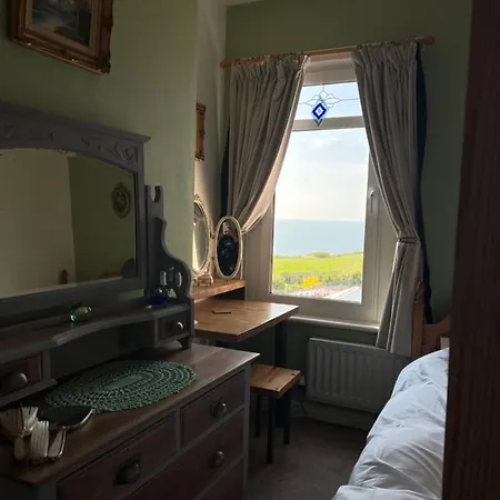 度假居 Highland View, Town House With The Sea View *