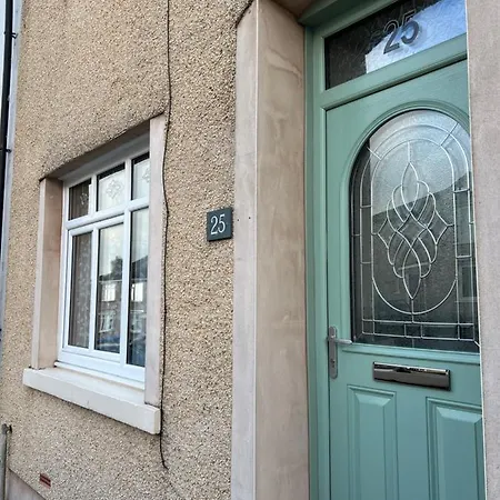 Holiday home Highland View, Town House With The Sea View